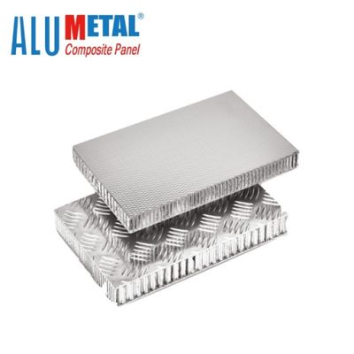 Panneaux en aluminium résistants au feu de construction de nid d'abeilles pour 1575mm extérieur 1000mm franc