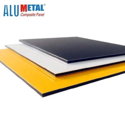 Le PE composé en aluminium évalué de panneau du feu de 0.4MM 1250mm a peint la feuille noire AA3003 ACP