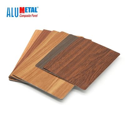 0.05mm 6061 ont donné au plat une consistance rugueuse composé en aluminium 5000mm de panneau de finition du bois