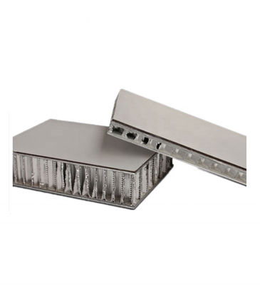 Le nid d'abeilles en aluminium léger lambrisse l'espace 0.04mm de 2300mm