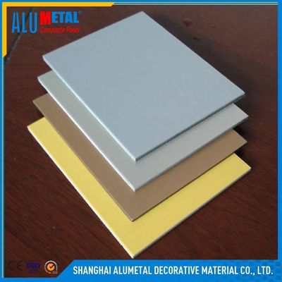 3mm les panneaux décoratifs en aluminium perforés qu'épais couvrent ont anodisé 1250mm anti AA3003 statique